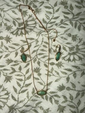 Kendra Scott Gold-Tone Necklace and Earring Set with Green Stones